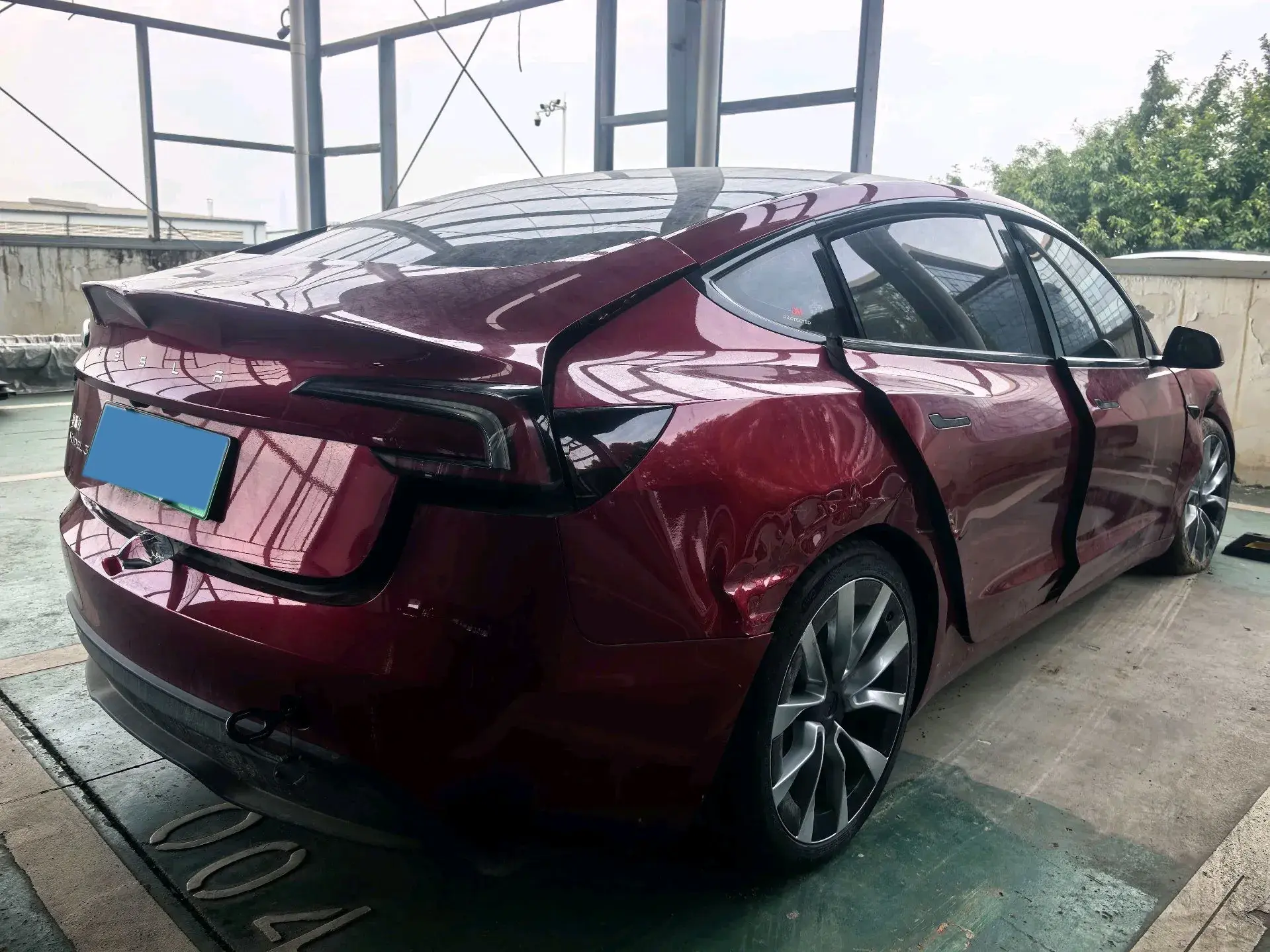 2023 TESLA MODEL thumbnail 4