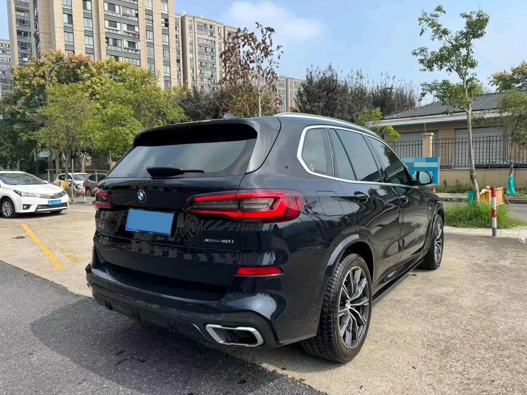 2021 BMW X5 thumbnail 2