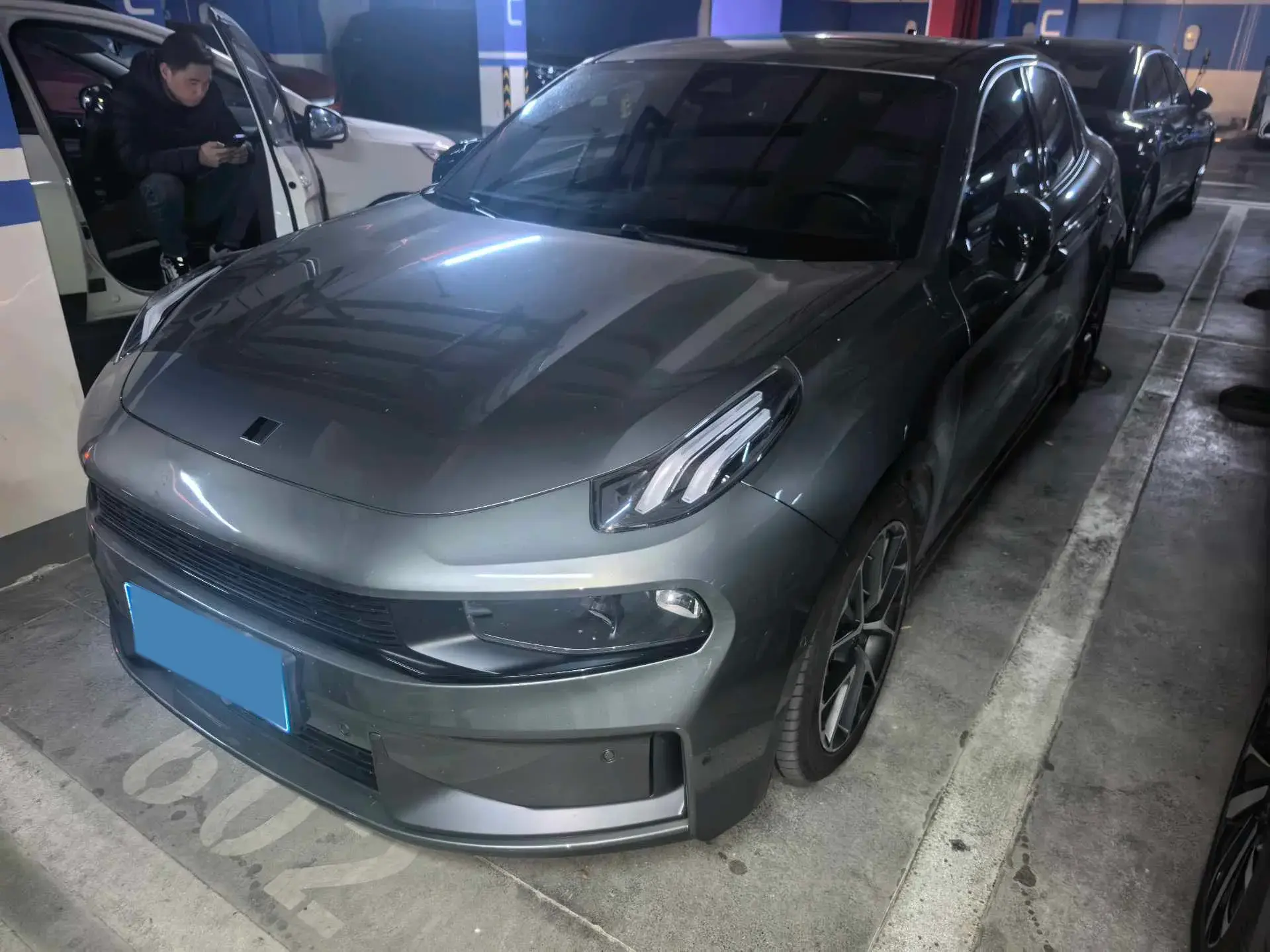 2022 LYNK&CO 03 view 1