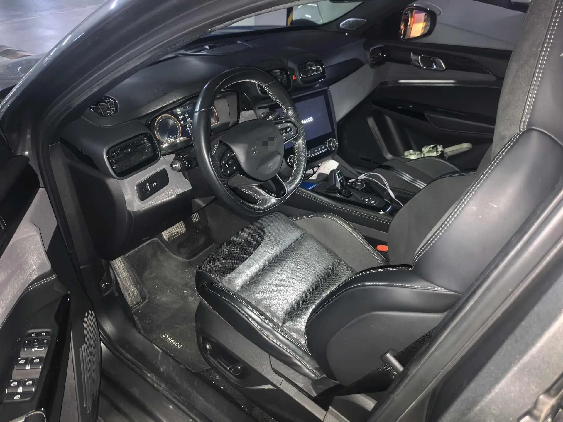 2022 LYNK&CO 03 thumbnail 4
