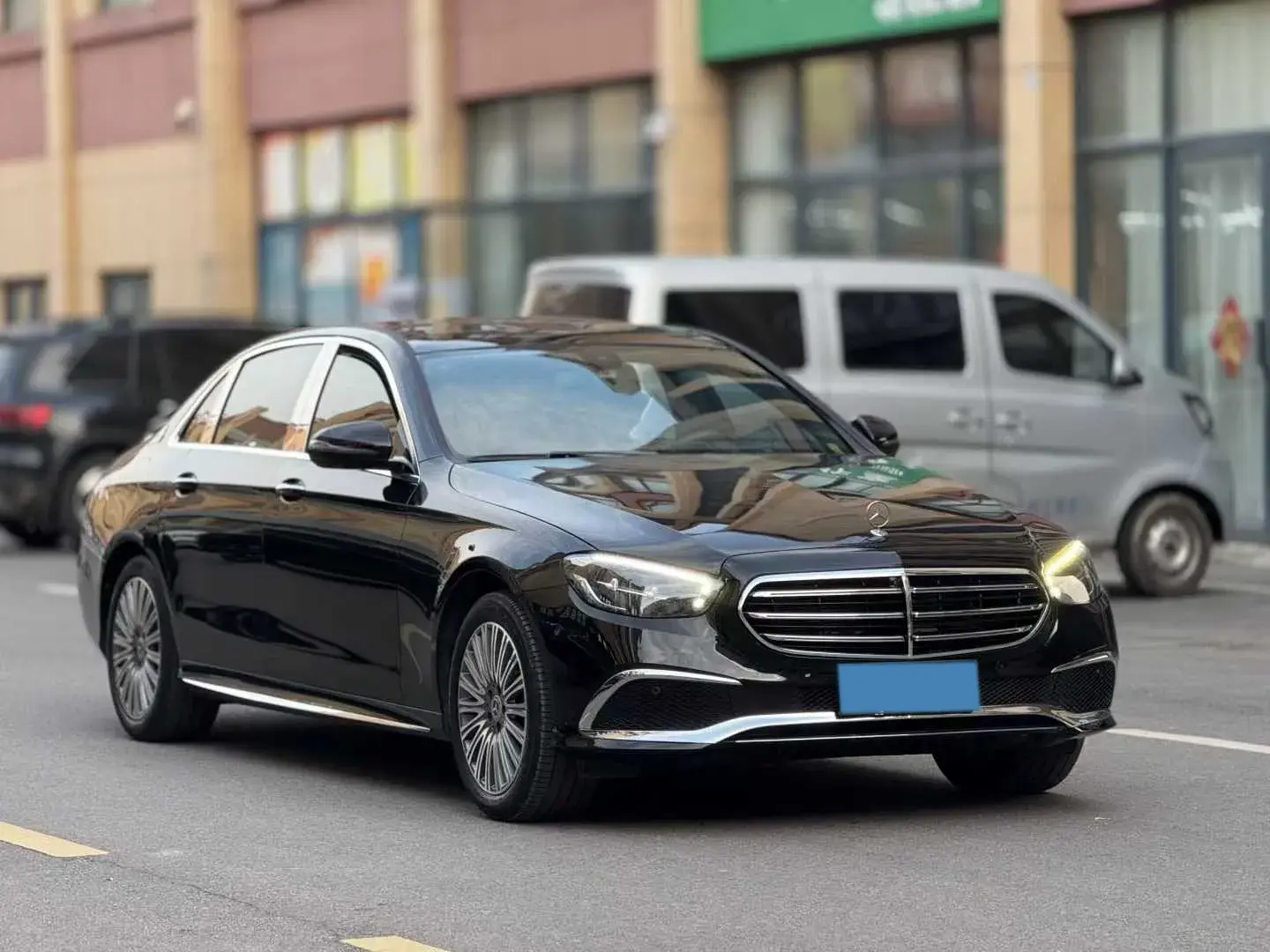 2021 MERCEDES-BENZ E thumbnail 3