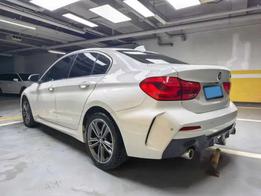 2021 BMW 1 thumbnail 2