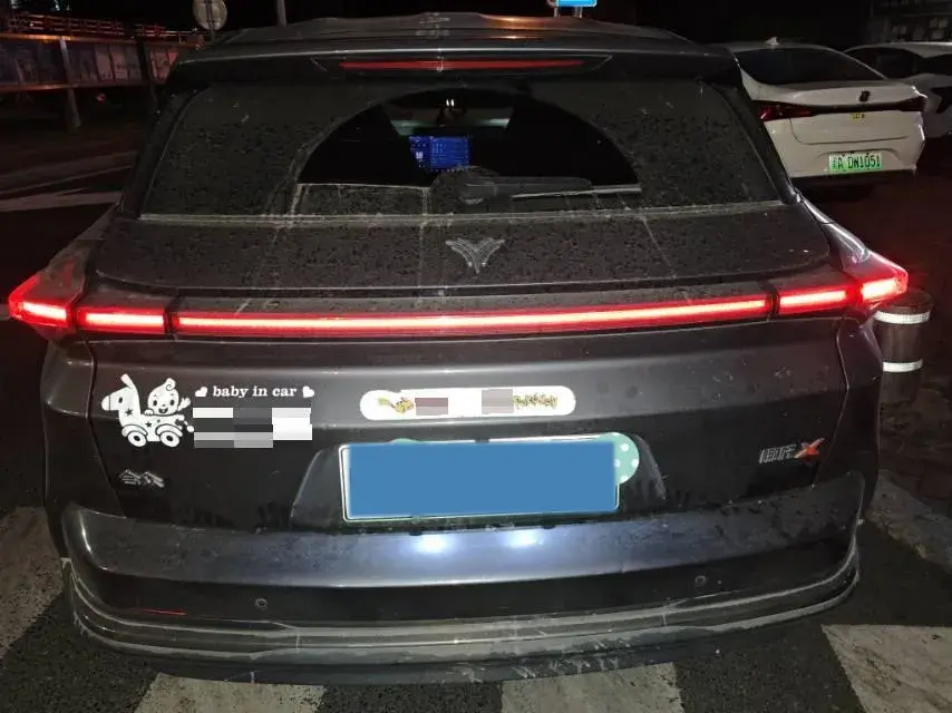 2023 NETA X thumbnail 2