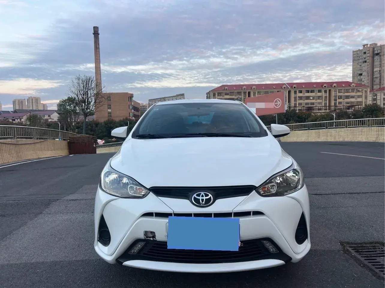 2021 TOYOTA YARIS thumbnail 2