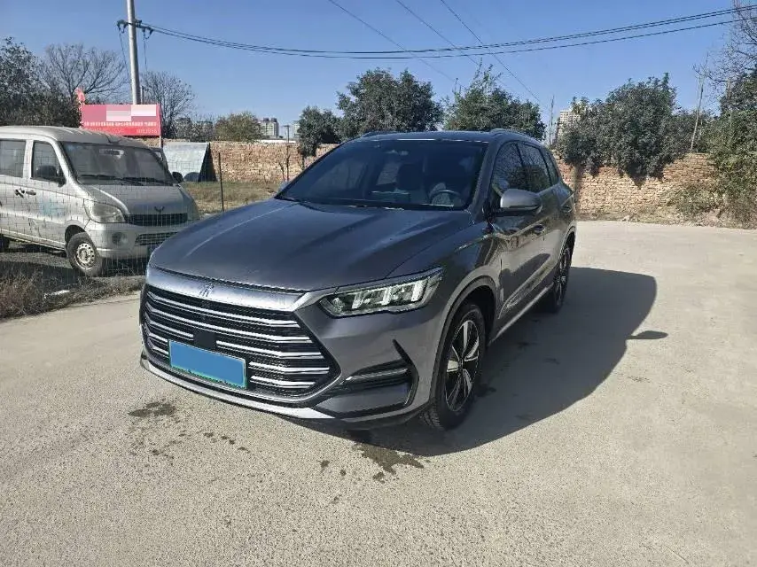 2022 BYD SONG view 1