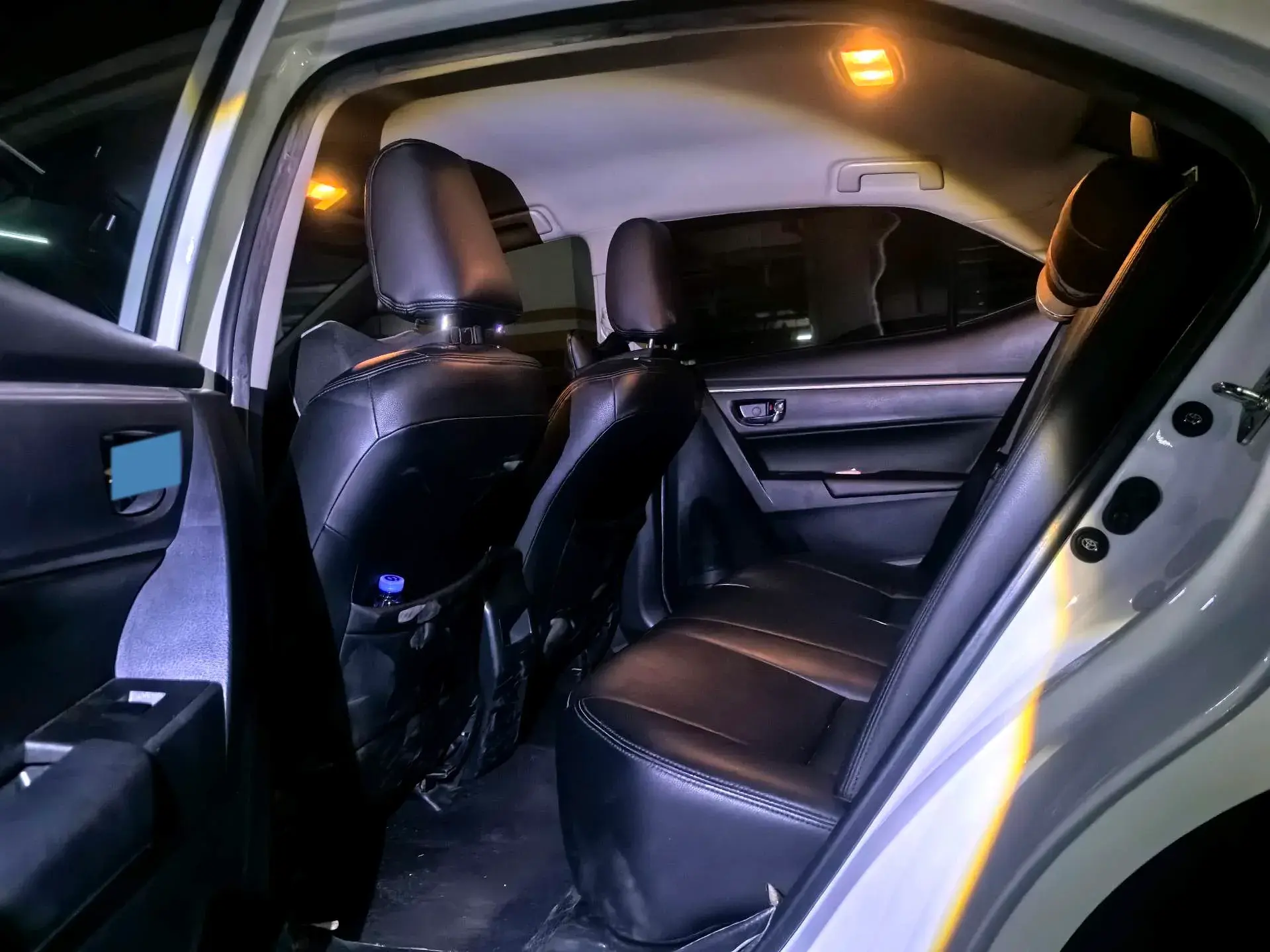 2018 TOYOTA COROLLA thumbnail 4