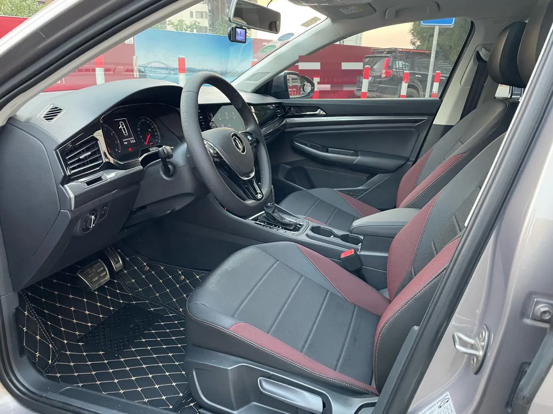 2021 VOLKSWAGEN BORA thumbnail 4