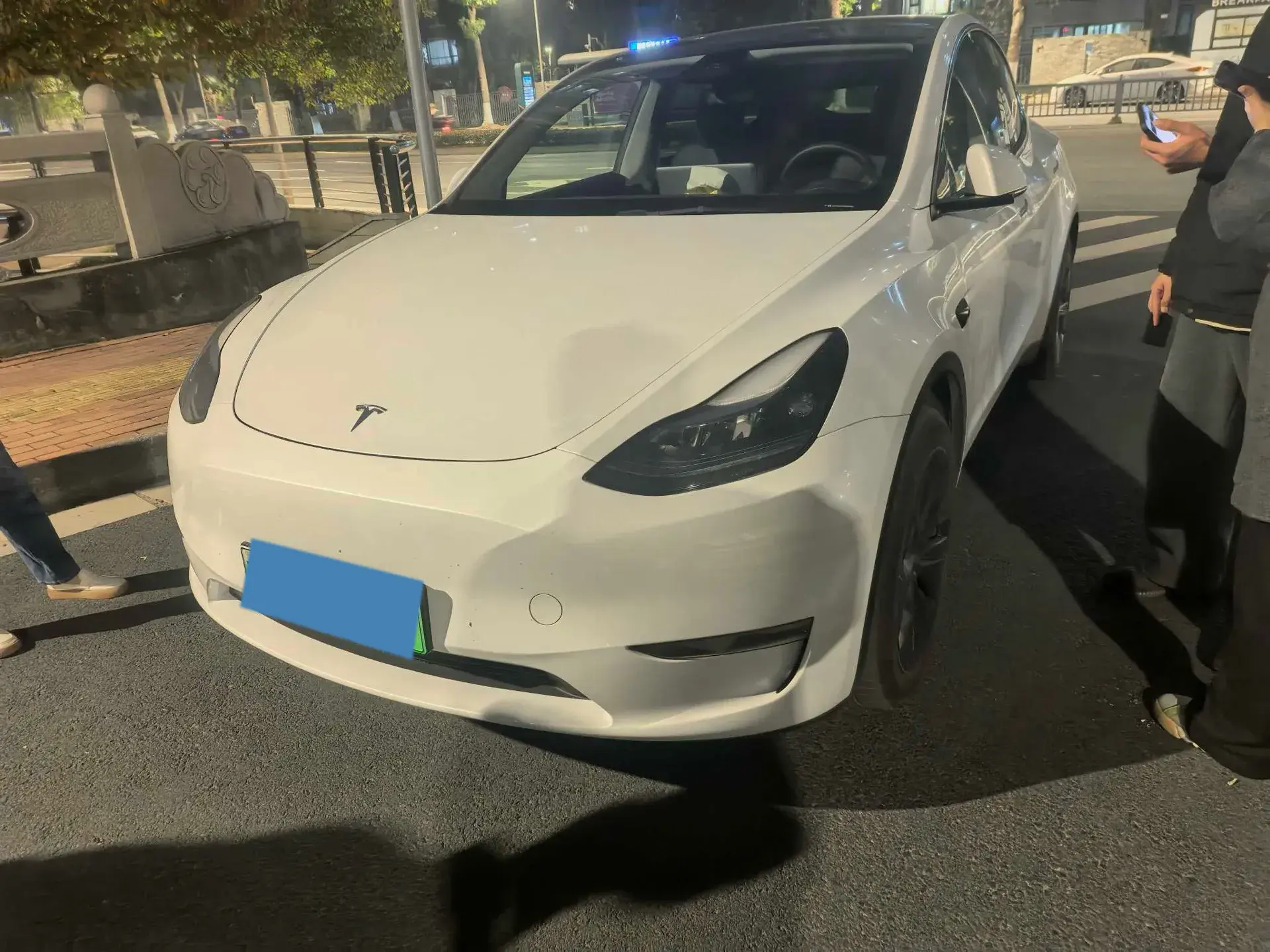 2024 TESLA MODEL view 1