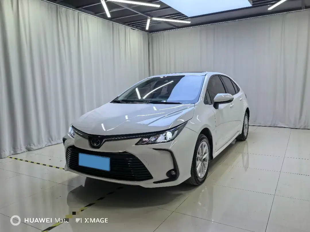 2021 TOYOTA COROLLA view 1