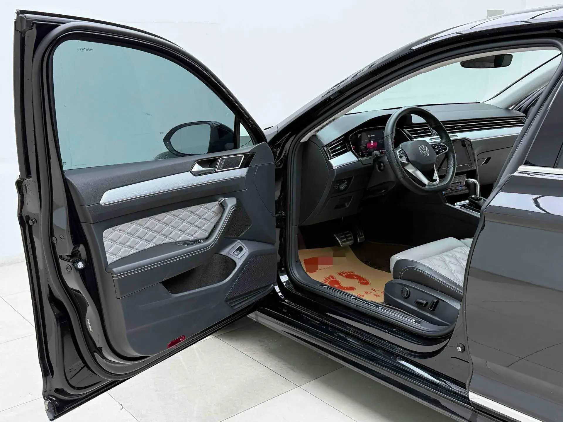 2023 VOLKSWAGEN MAGOTAN thumbnail 4