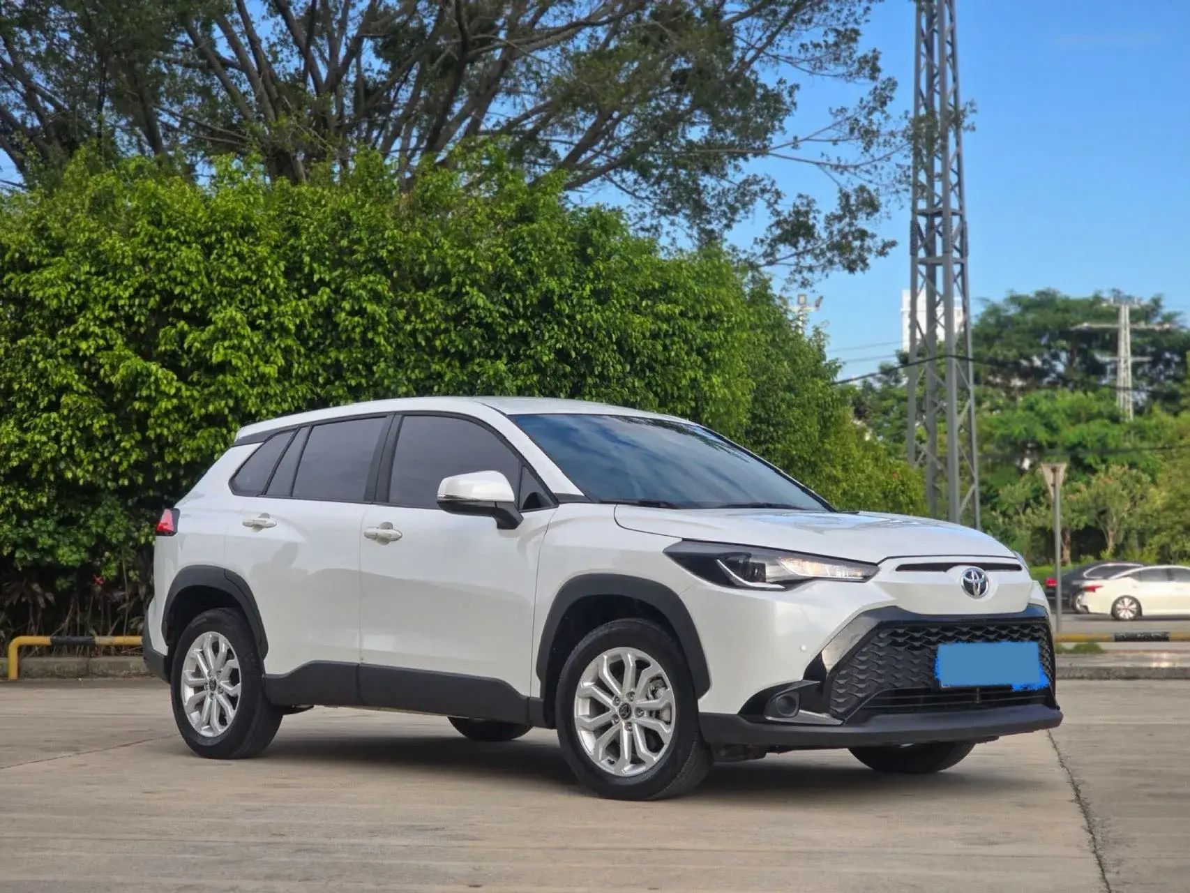 2024 TOYOTA FRONTLANDER thumbnail 2