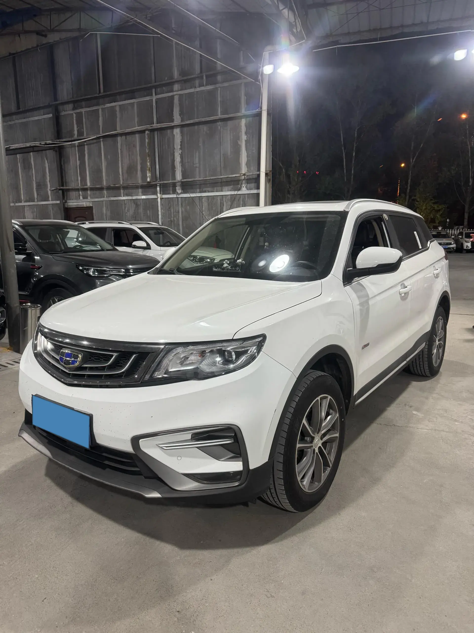 2020 GEELY AZKARRA view 1