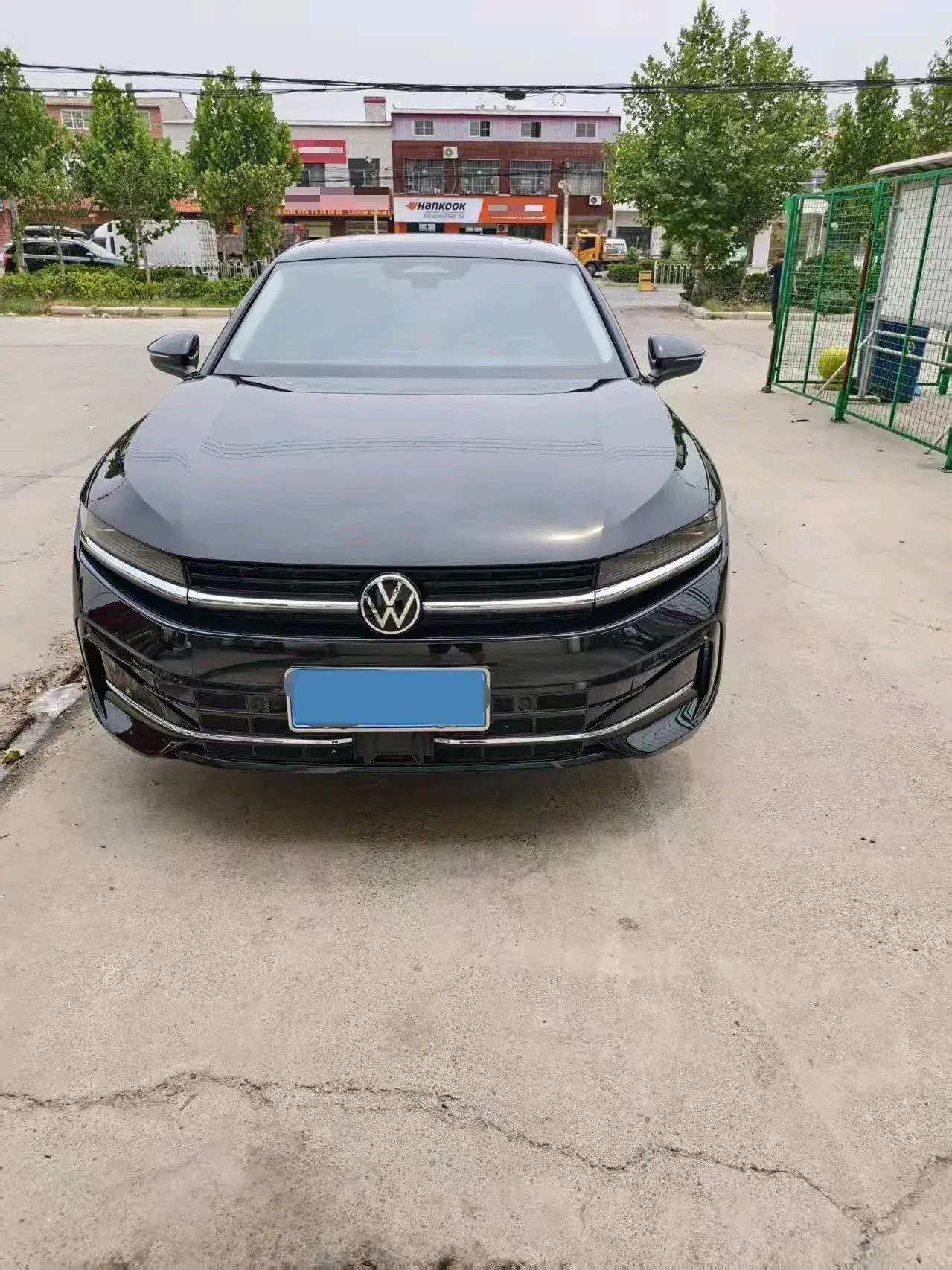 2024 VOLKSWAGEN MAGOTAN thumbnail 2