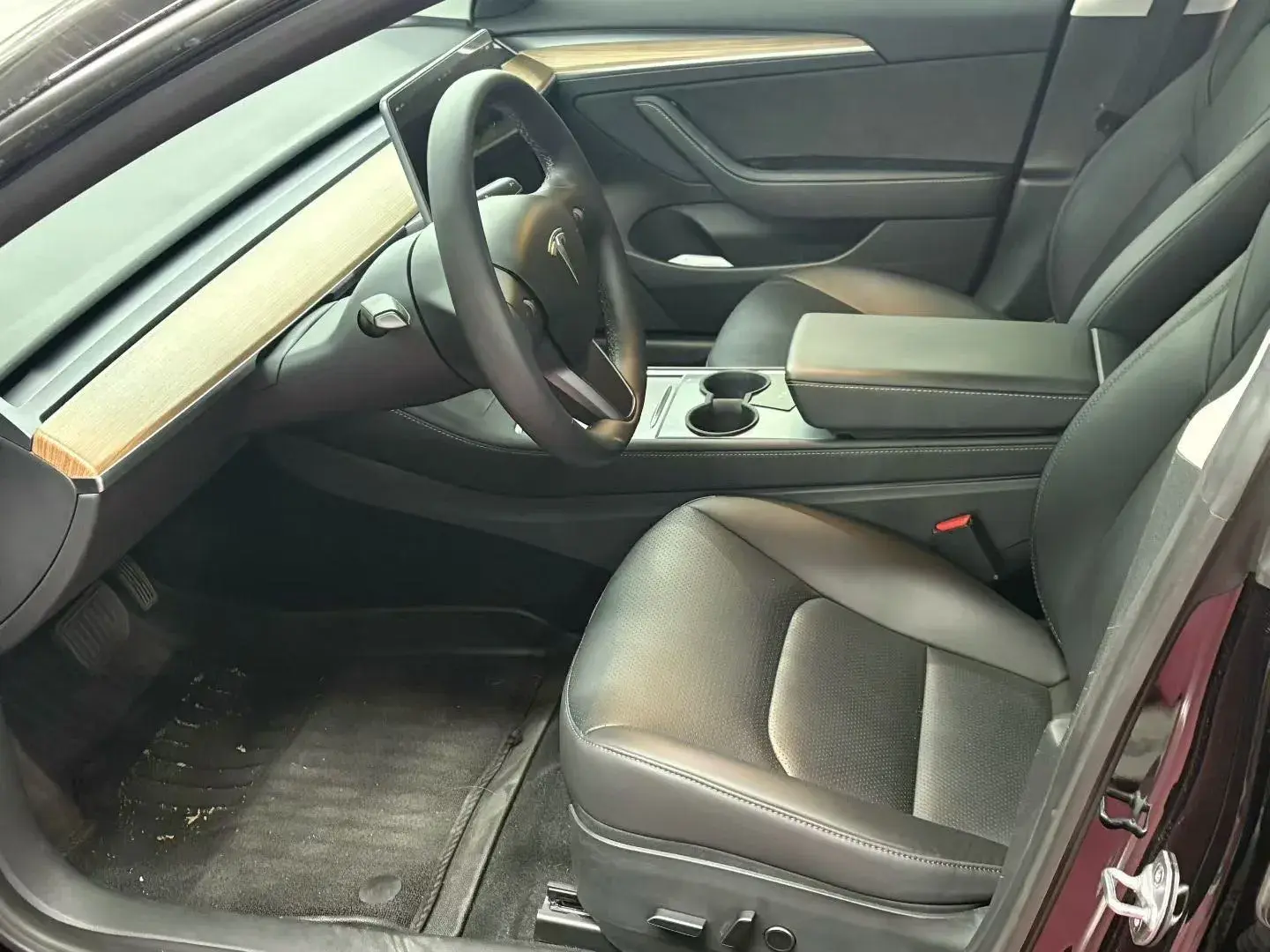 2022 TESLA MODEL thumbnail 4