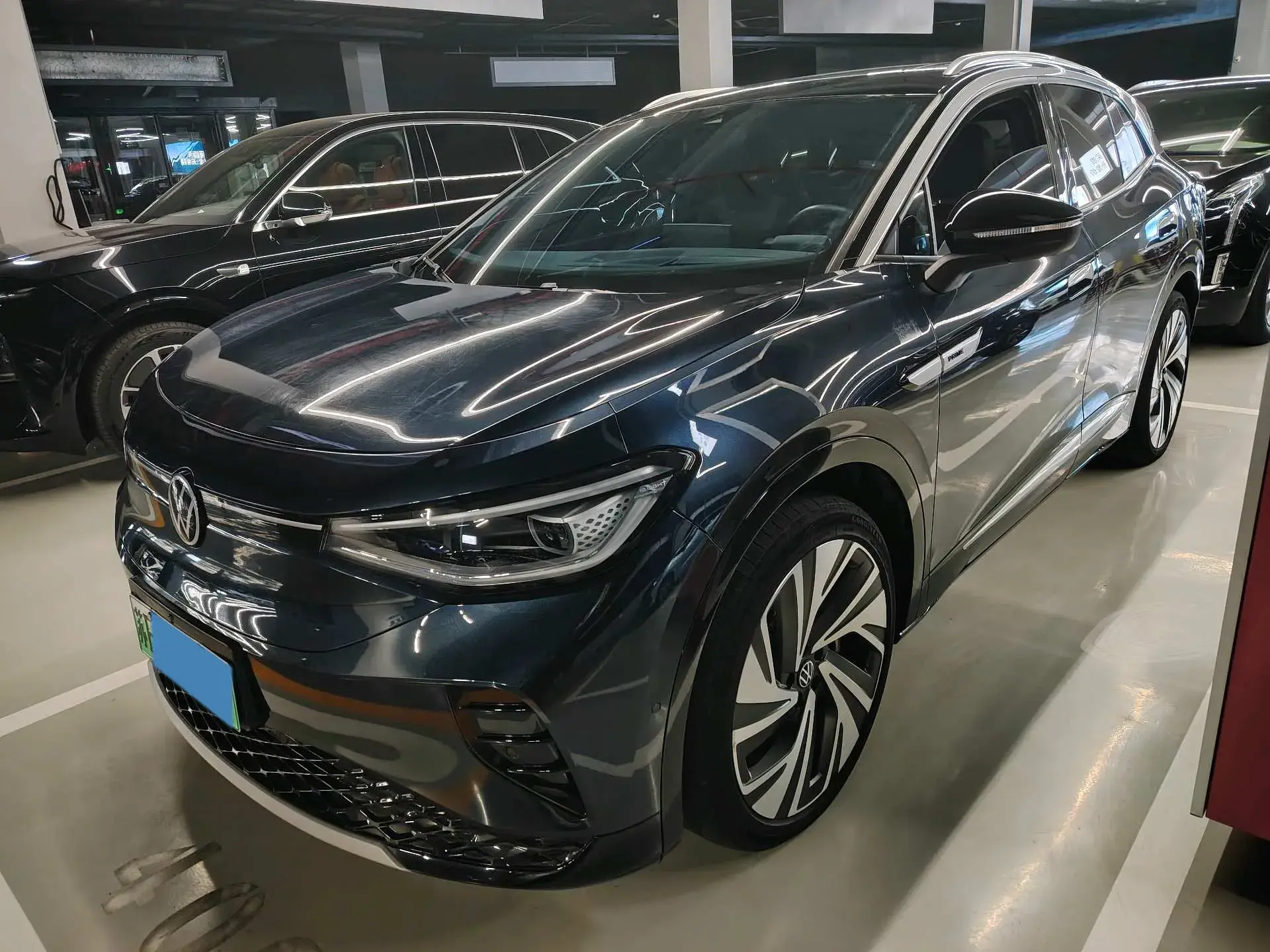 2022 VOLKSWAGEN ID.4 view 1