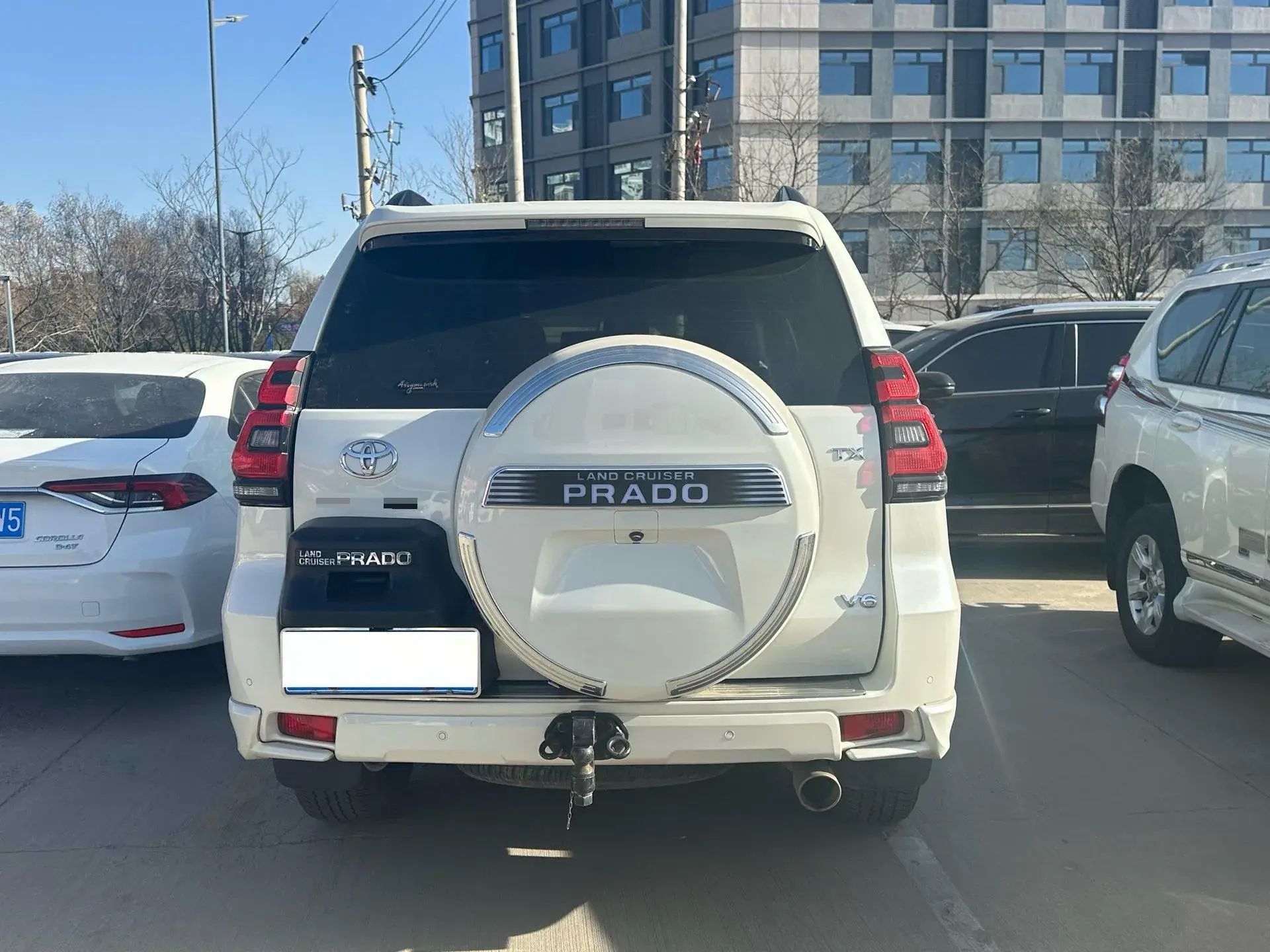 2019 TOYOTA LAND thumbnail 3