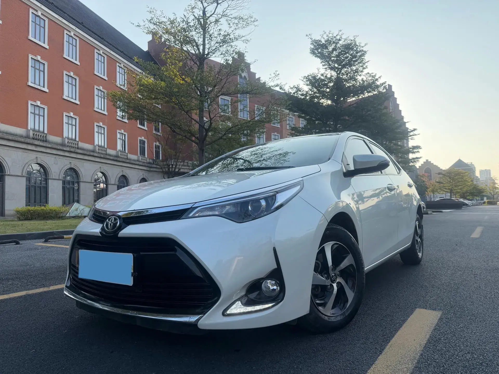 2018 TOYOTA LEVIN view 1
