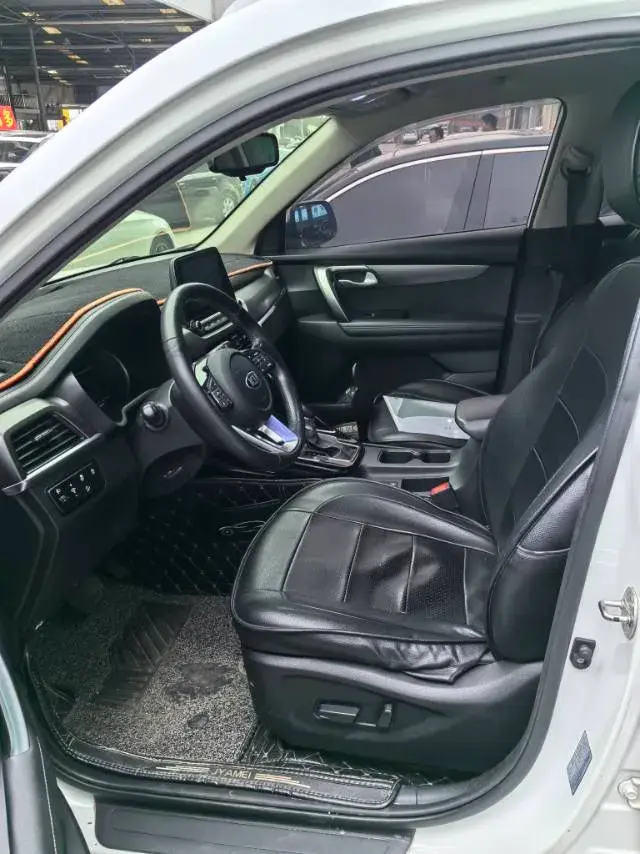 2018 KIA SPORTAGE thumbnail 4