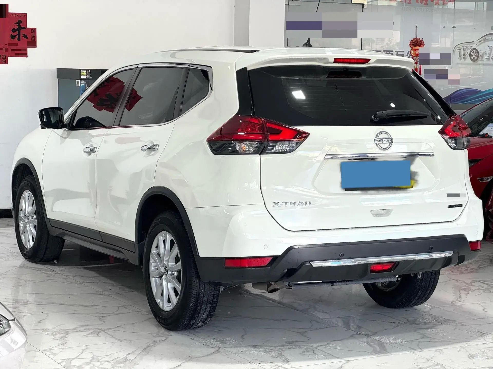 2020 NISSAN X-TRAIL thumbnail 3