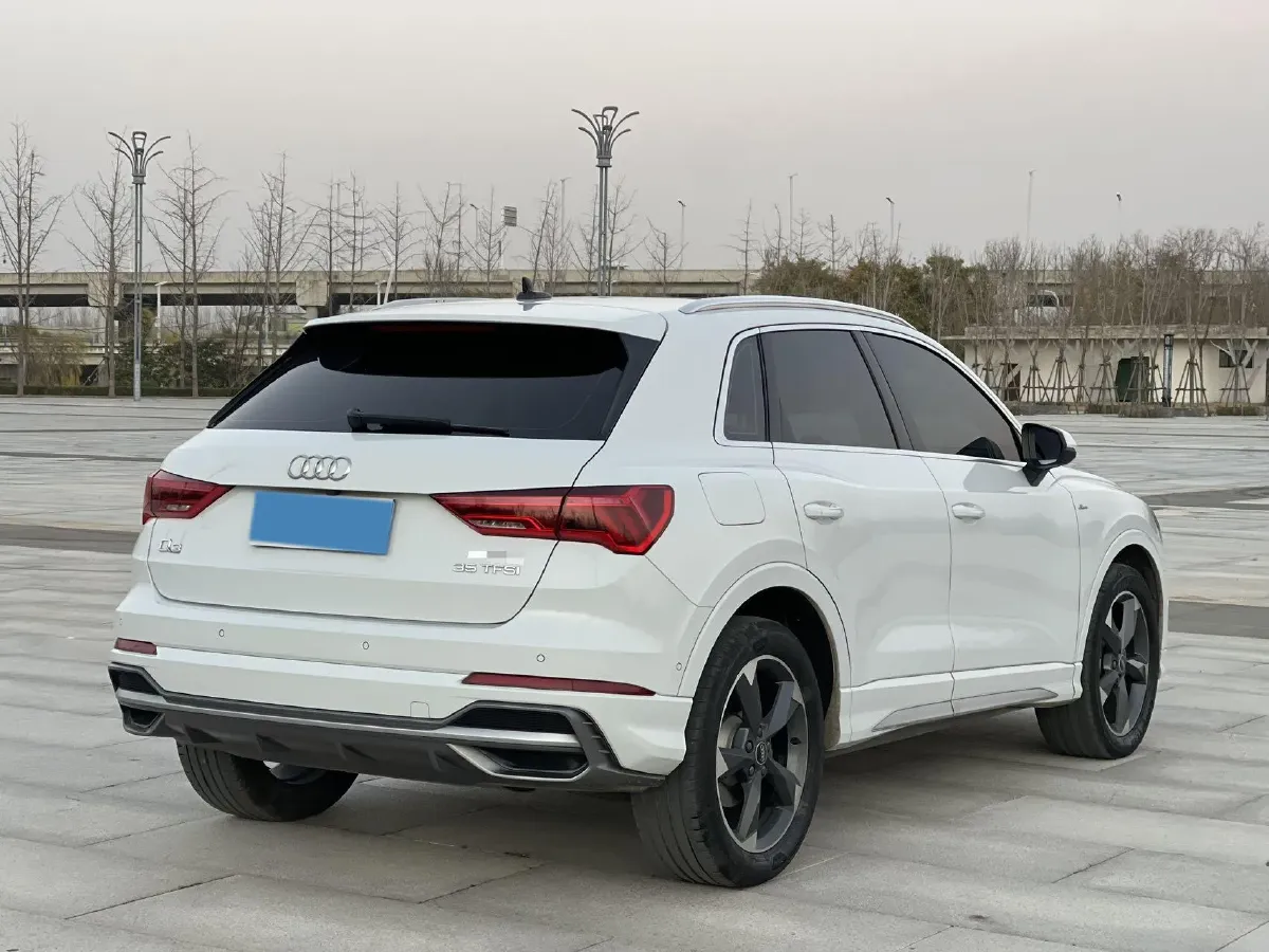 2021 Audi Q3 1.4T 150HP L4 7DCT,autocango,china used car exporter,china ev exporter,chinese used car exporter,chinese used ev exporter