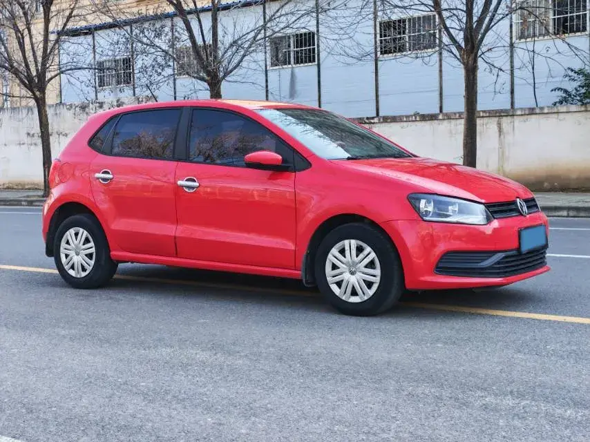 2018 VOLKSWAGEN POLO thumbnail 3