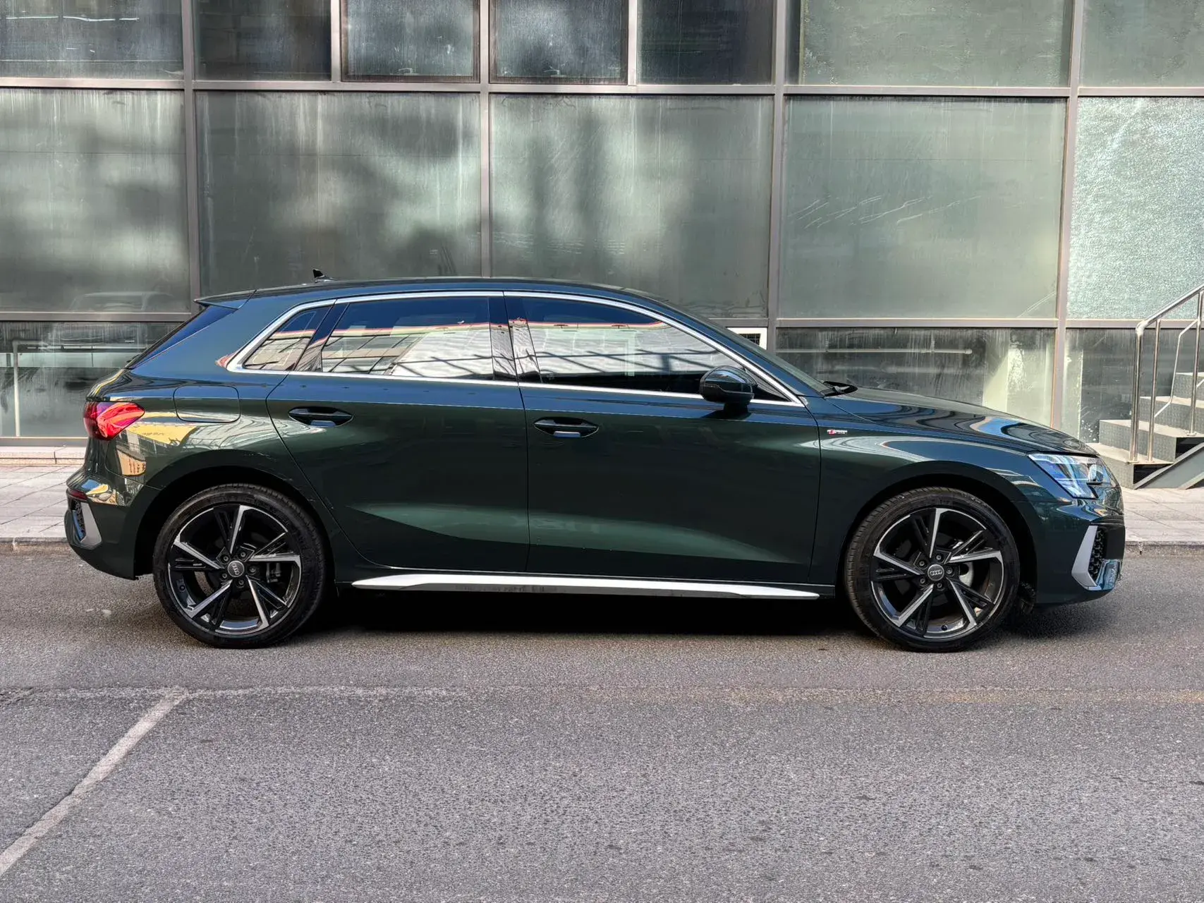 2021 AUDI A3 thumbnail 4