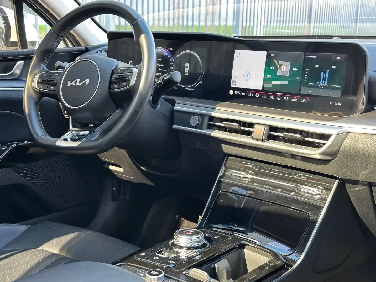 2021 Kia K5 1.5T 170HP L4 7DCT,autocango,china used car exporter,china ev exporter,chinese used car exporter,chinese used ev exporter