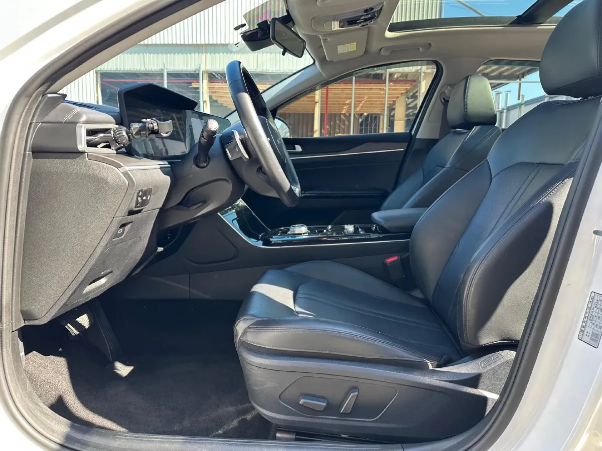 2021 Kia K5 1.5T 170HP L4 7DCT,autocango,china used car exporter,china ev exporter,chinese used car exporter,chinese used ev exporter