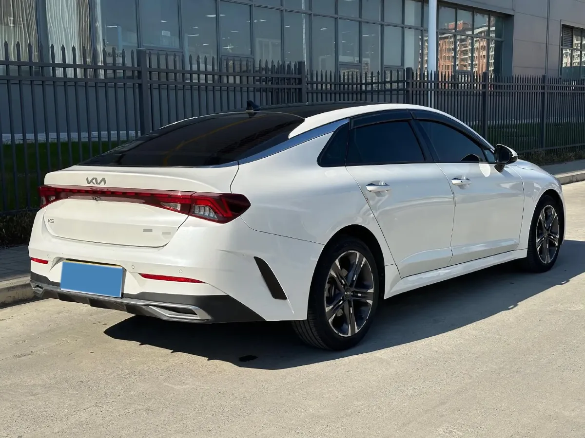 2021 Kia K5 1.5T 170HP L4 7DCT,autocango,china used car exporter,china ev exporter,chinese used car exporter,chinese used ev exporter