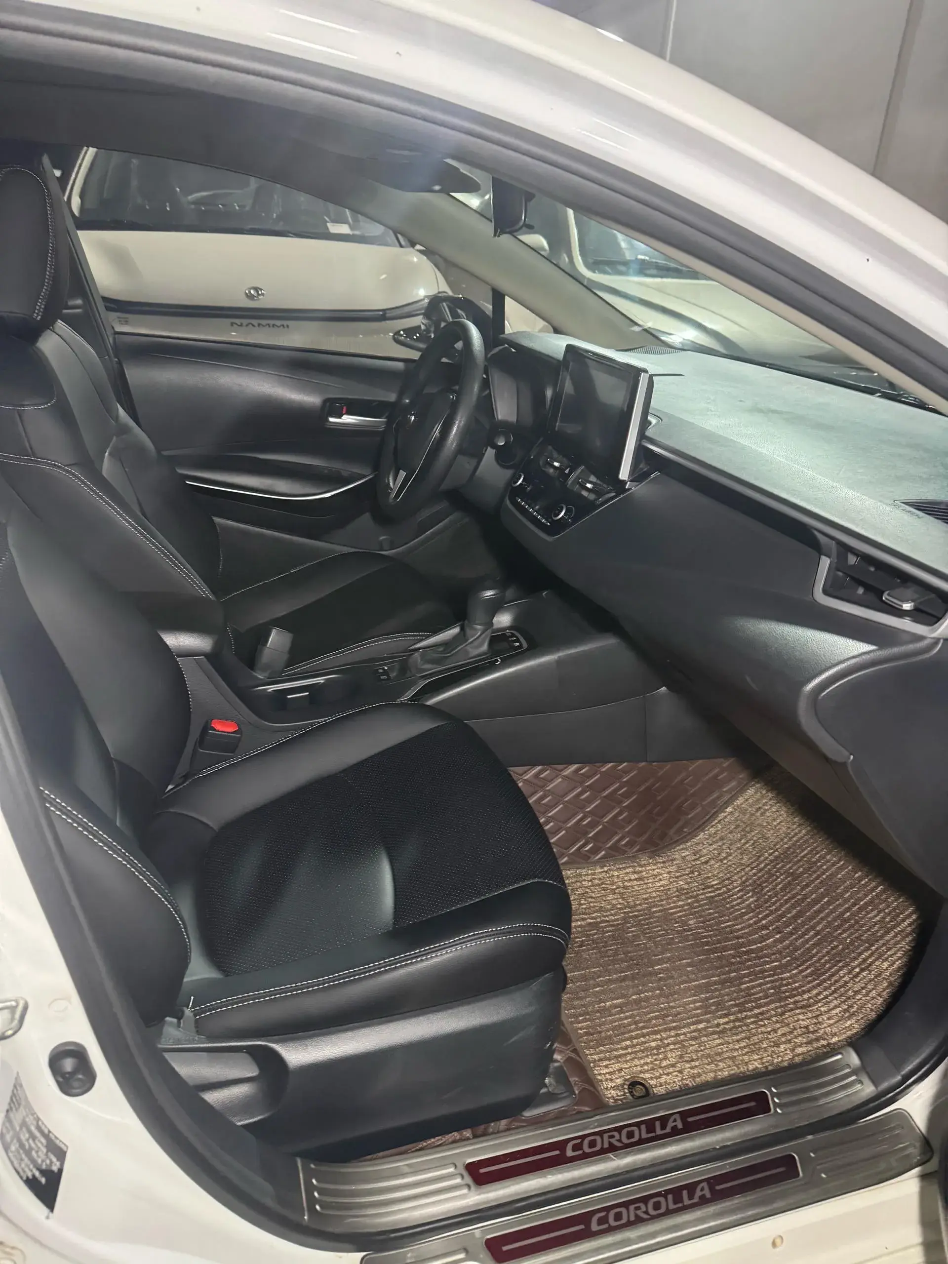 2021 TOYOTA COROLLA thumbnail 4