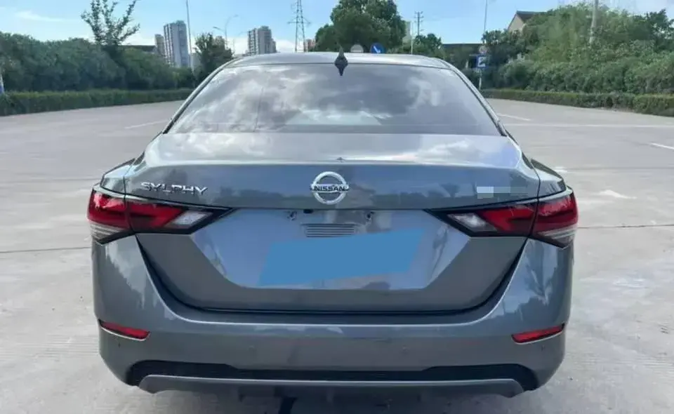 2021 NISSAN SYLPHY thumbnail 4