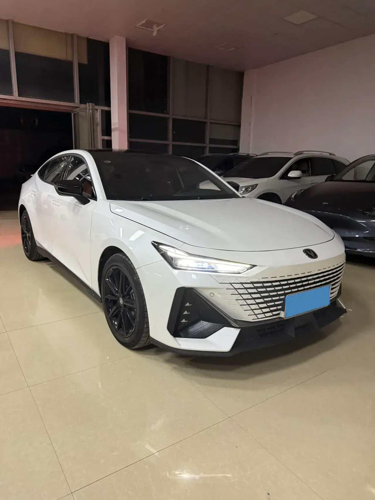 2022 CHANGAN UNI-V thumbnail 3