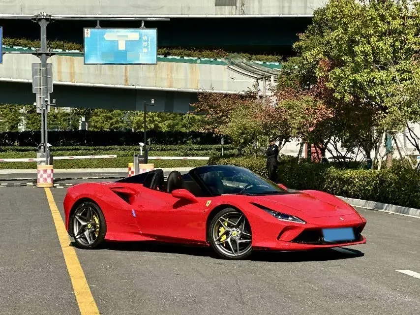2019 Ferrari F8 3.9T 720HP V8 7DCT,autocango,china used car exporter,china ev exporter,chinese used car exporter,chinese used ev exporter