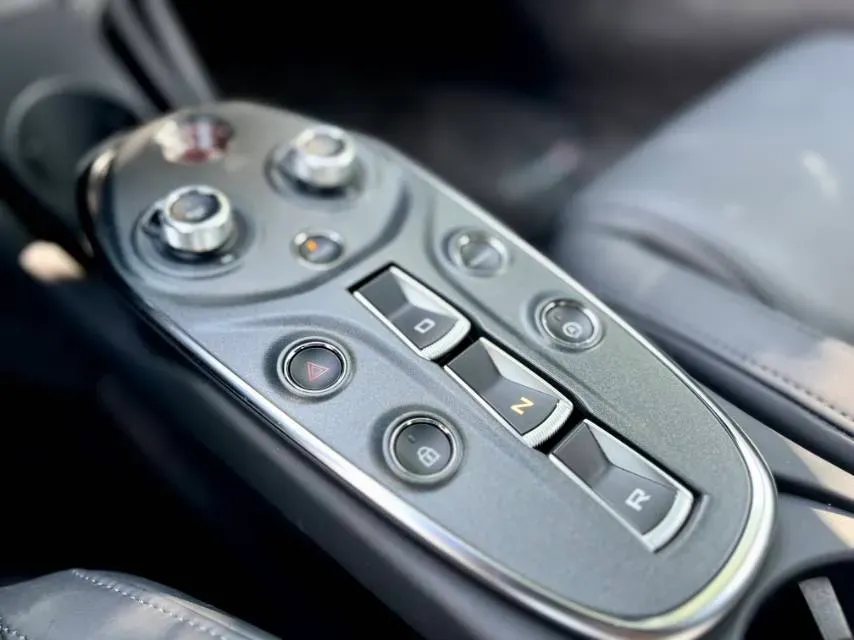 2019 McLaren GT 4.0T 620HP V8 7DCT,autocango,china used car exporter,china ev exporter,chinese used car exporter,chinese used ev exporter