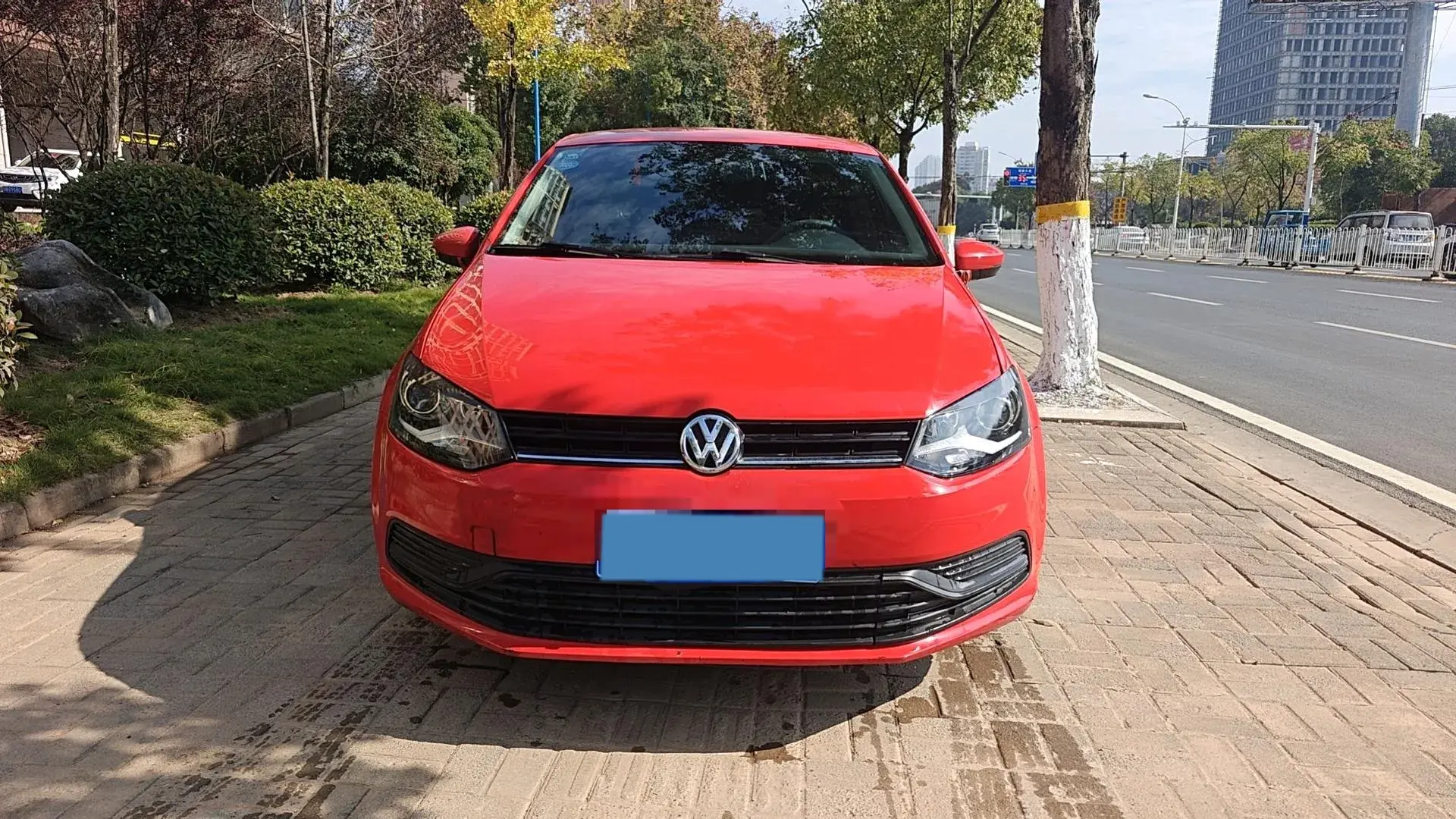 2018 VOLKSWAGEN POLO thumbnail 2