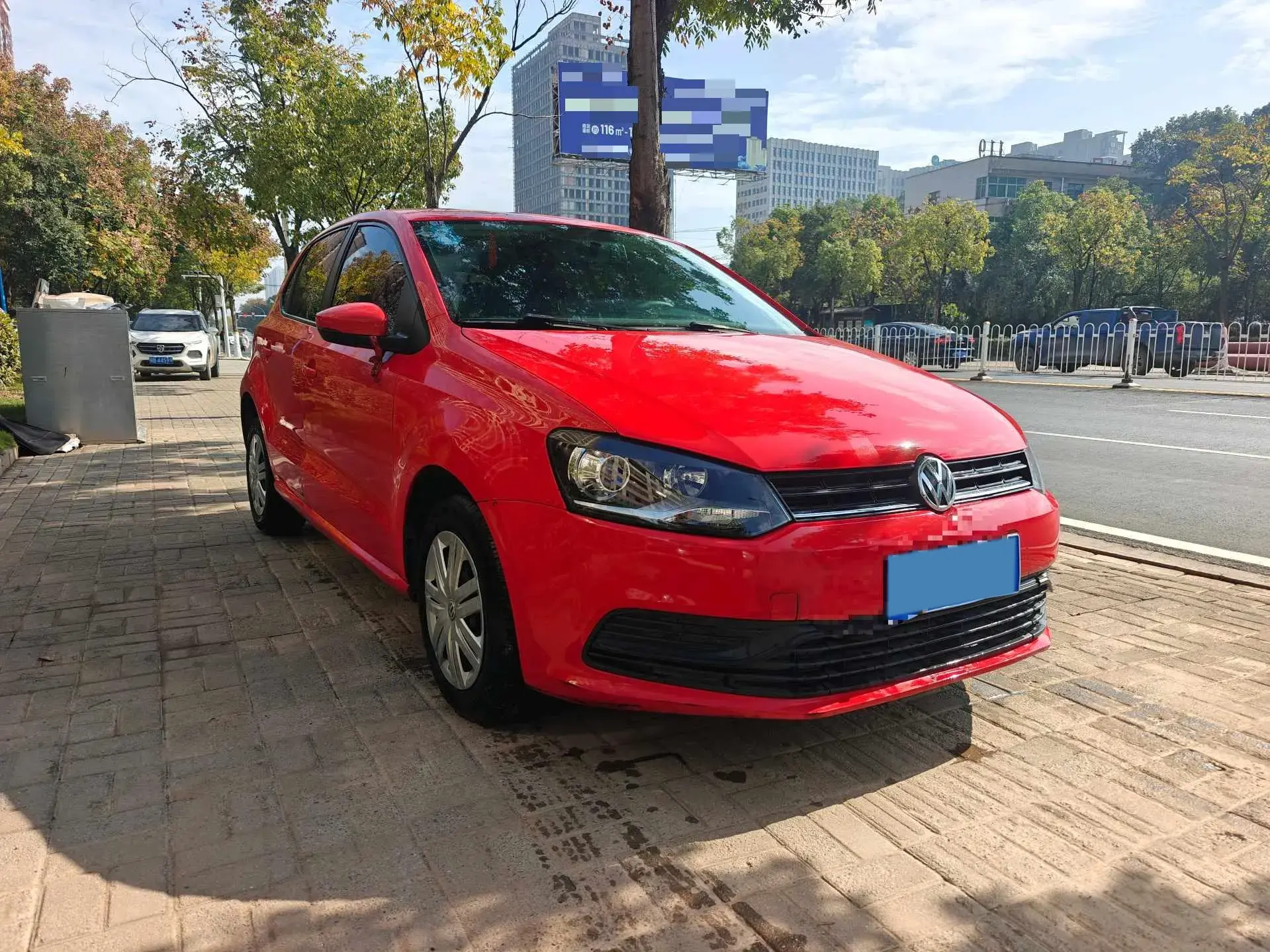 2018 VOLKSWAGEN POLO thumbnail 3
