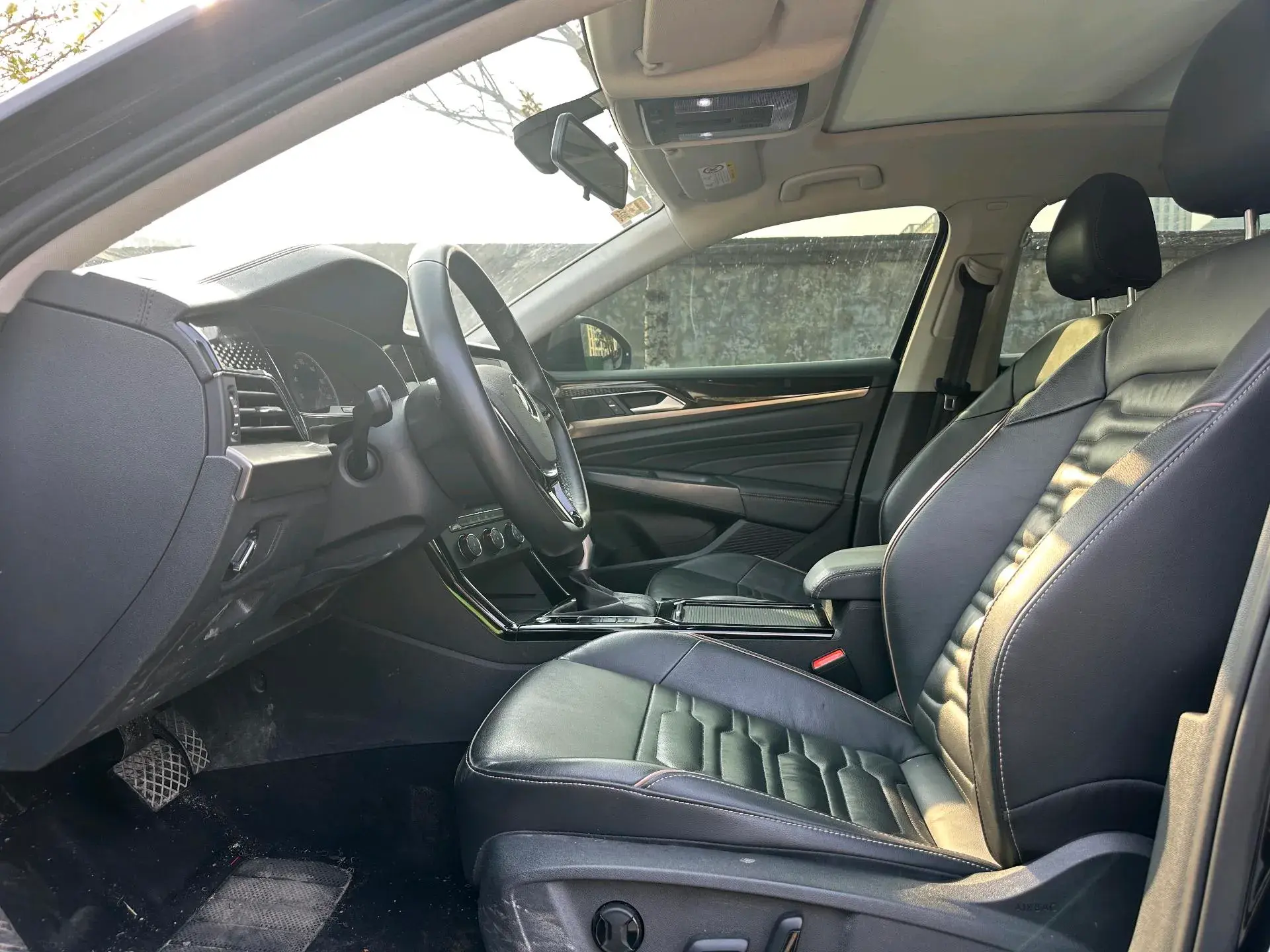 2020 VOLKSWAGEN PASSAT thumbnail 4