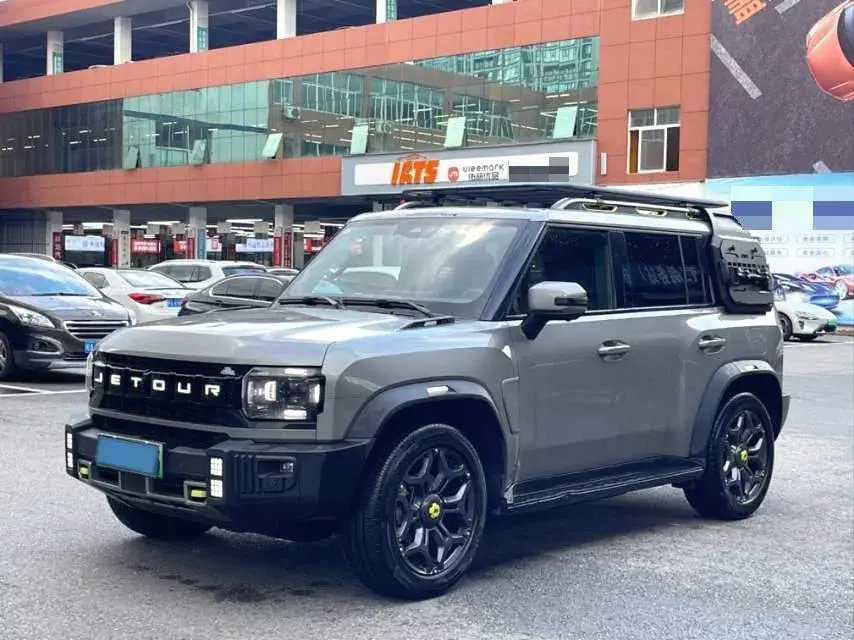 2023 JETOUR T2 view 1