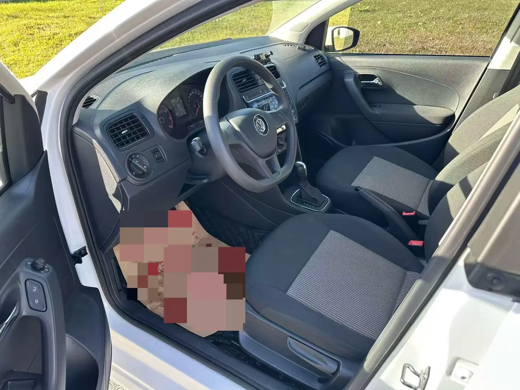 2018 VOLKSWAGEN POLO thumbnail 4