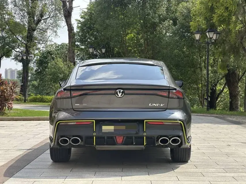 2022 CHANGAN UNI-V thumbnail 3