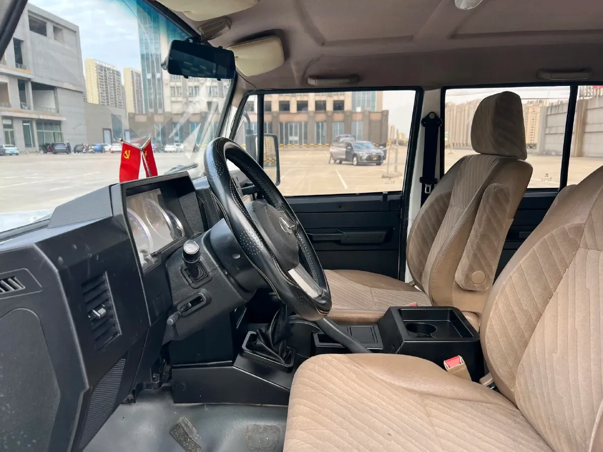 2016 BAW Battle Flag 2.0L 102HP L4 5MT,autocango,china used car exporter,china ev exporter,chinese used car exporter,chinese used ev exporter