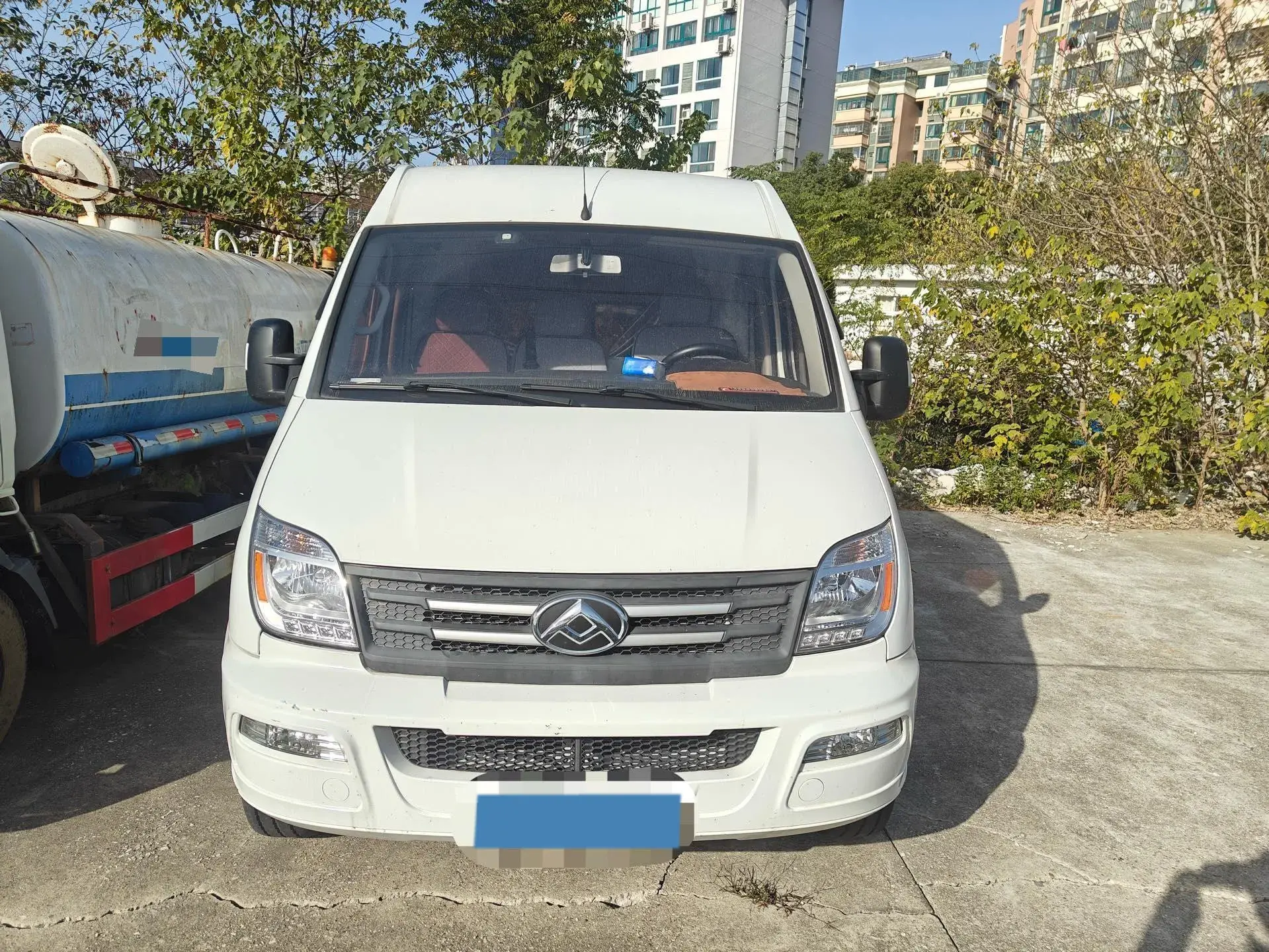 2023 MAXUS XINTU thumbnail 2