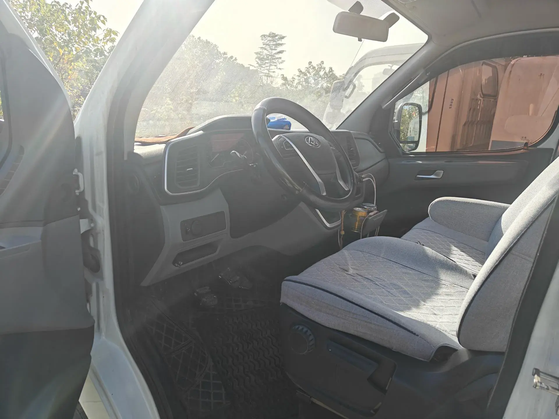 2023 MAXUS XINTU thumbnail 4