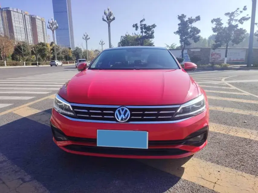 2019 VOLKSWAGEN LAMANDO thumbnail 2