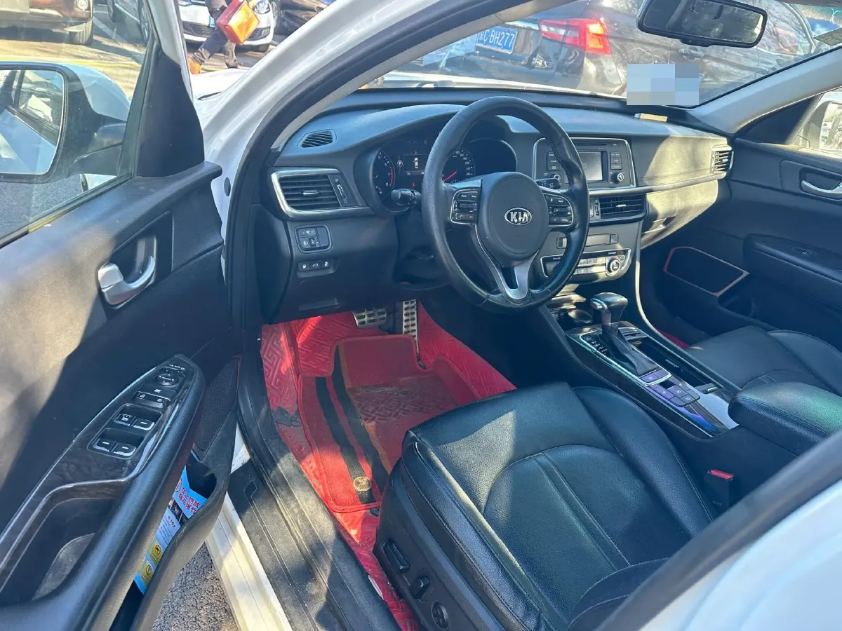 2016 Kia K5 2.0L 161HP L4 6AT,autocango,china used car exporter,china ev exporter,chinese used car exporter,chinese used ev exporter