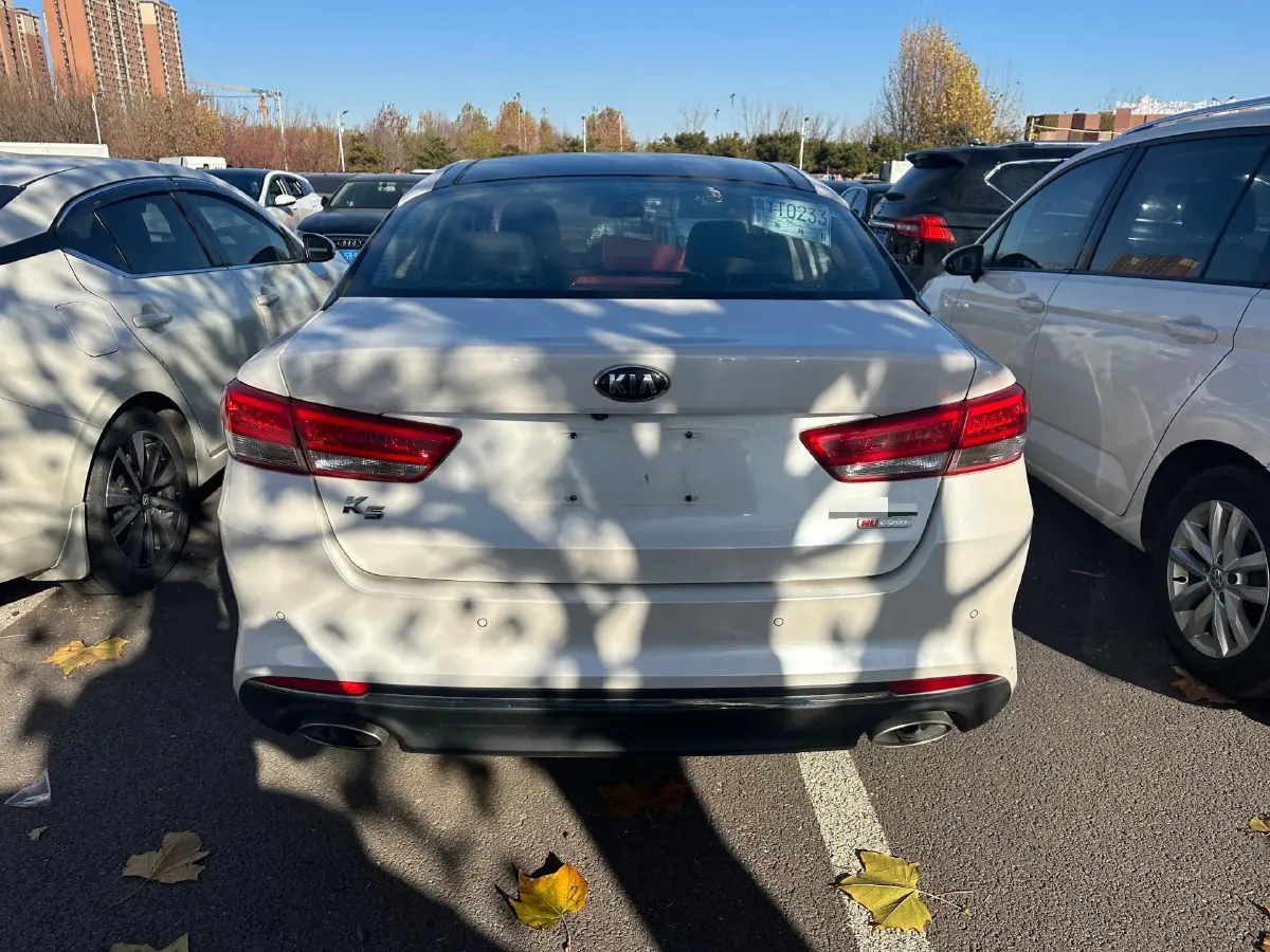 2016 Kia K5 2.0L 161HP L4 6AT,autocango,china used car exporter,china ev exporter,chinese used car exporter,chinese used ev exporter