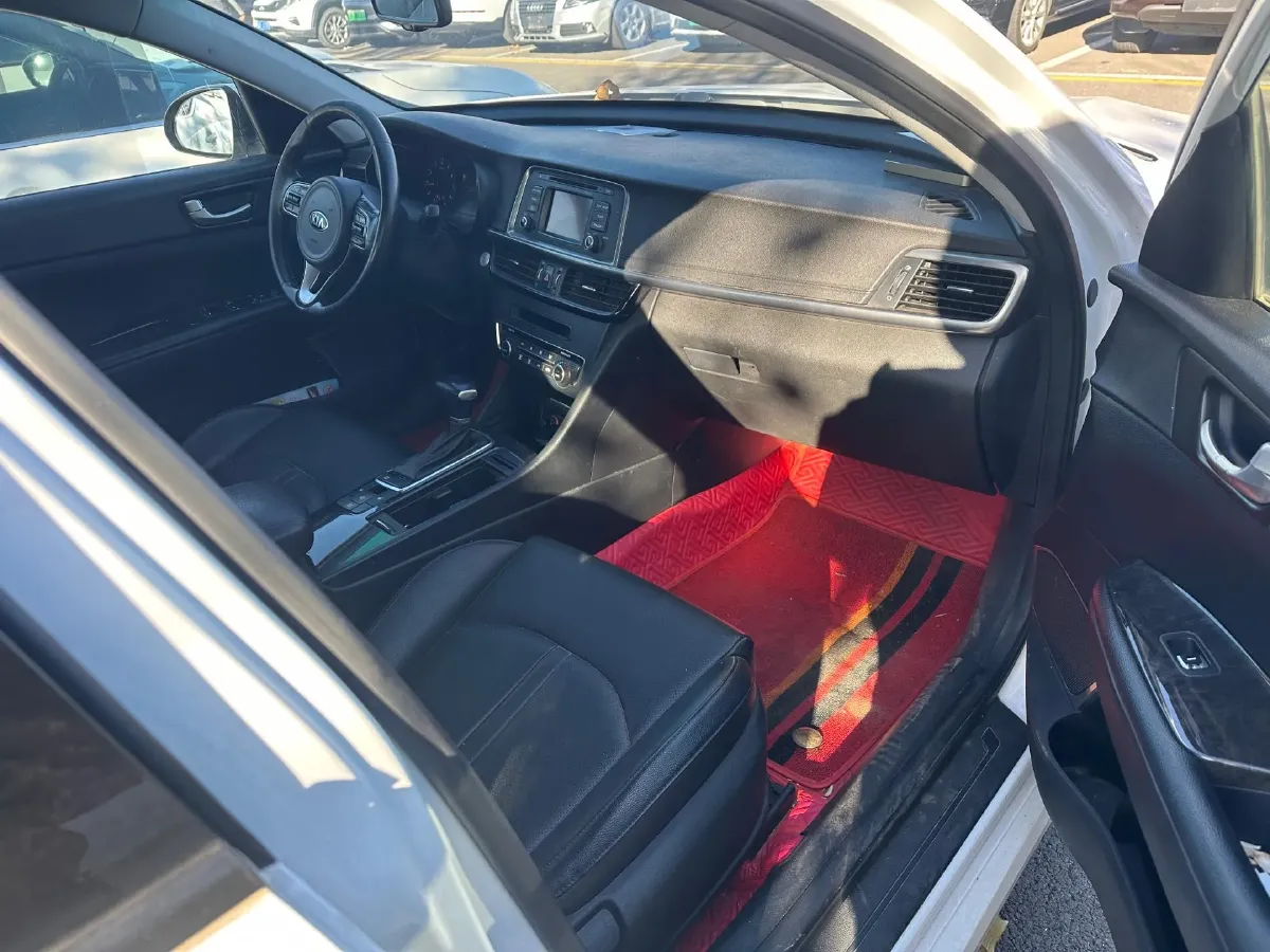 2016 Kia K5 2.0L 161HP L4 6AT,autocango,china used car exporter,china ev exporter,chinese used car exporter,chinese used ev exporter