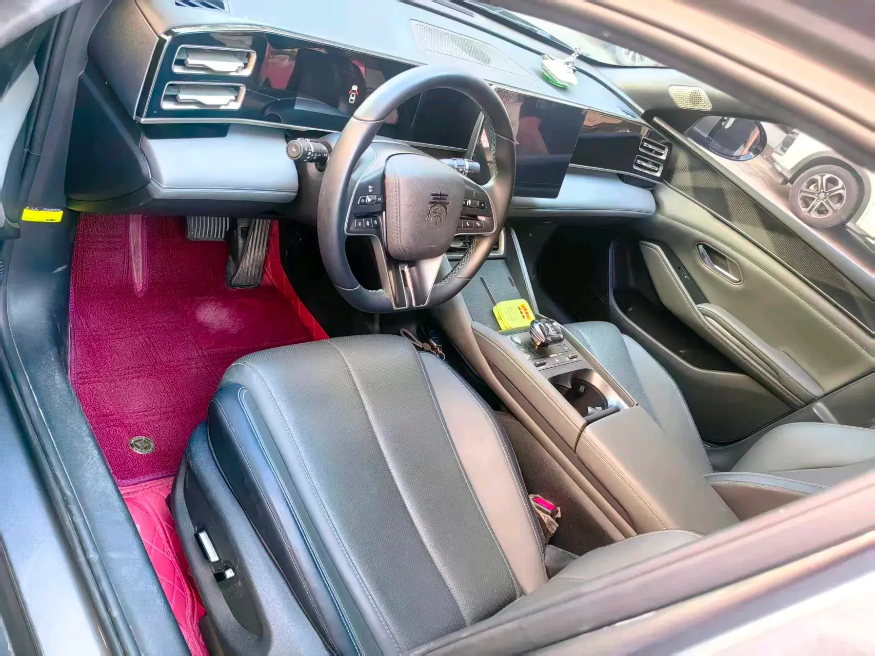 2024 BYD QINL thumbnail 3