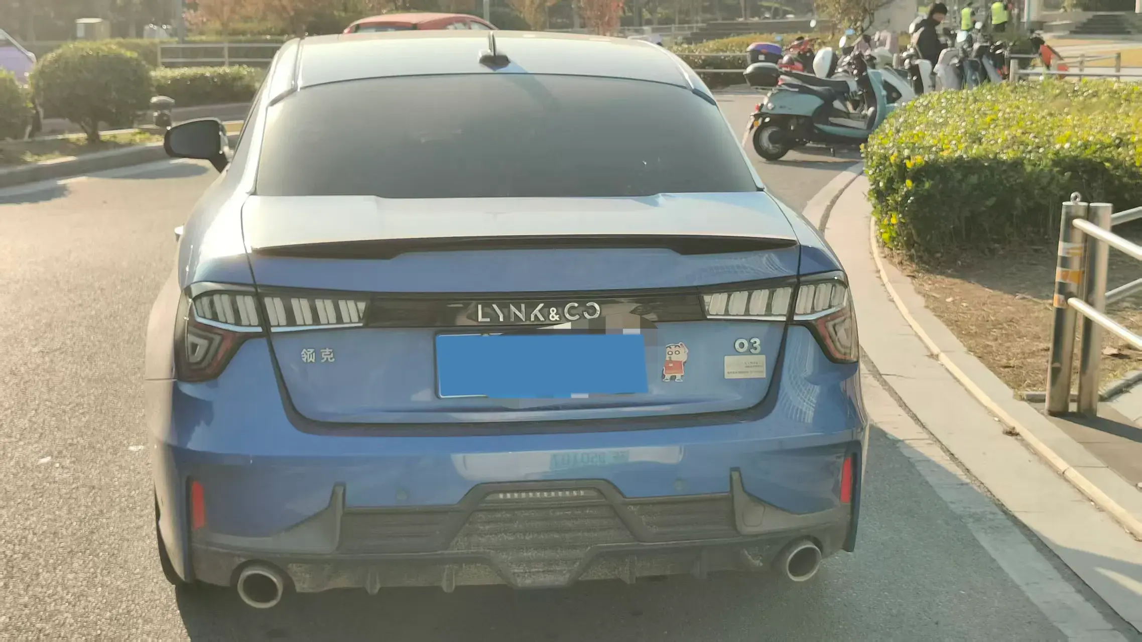 2019 LYNK&CO 03 thumbnail 3