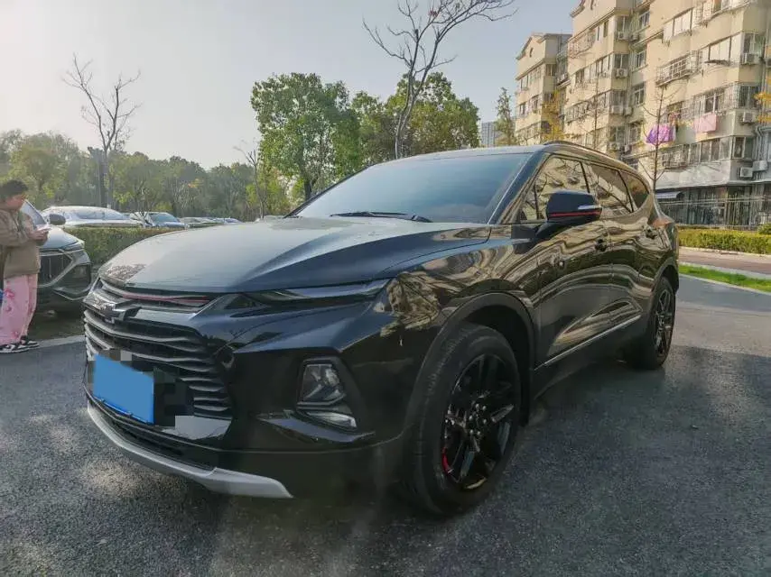 2021 CHEVROLET CAVALIER view 1